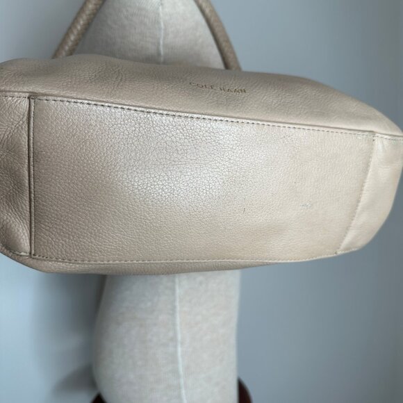 Cole Haan Women's Benson Hobo Leather Shoulder Bag Sandstone Color - Picture 6 of 12